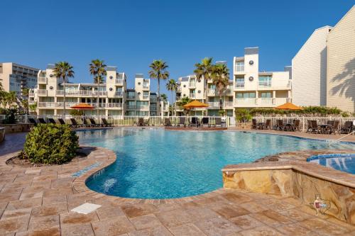 South Padre Island Apartamento | Bahia Mar Solare Beachfront Resort Condos with Two Pools
