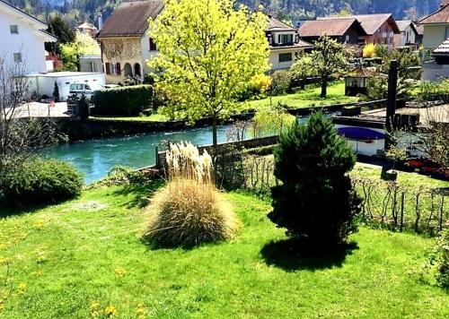 Unterseen Apartamento | Bahnhof West Apartments