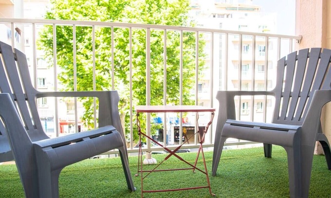 Saint-Lambert Apartamento | Bail mobilité - 2 ch, balcon à 5 min des plages