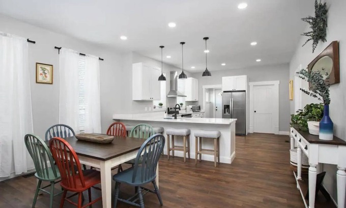 Chattanooga Casa | Bailey House - Amazing Home Downtown Chattanooga! 31-day minimum stays only!