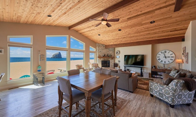 Oregon Coast Casa | Bailey's Place # 173 - Nueva casa de lujo frente al mar en Kiwanda Shores