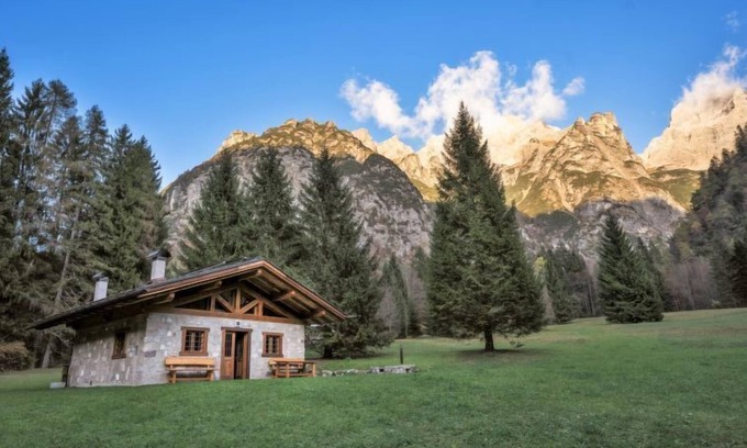 Ragoli Casa | Baita Valon Alpine Hideaway by Interhome