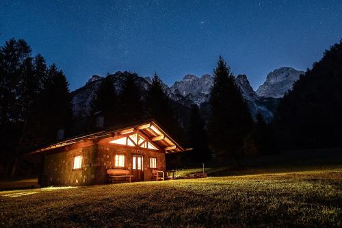 Ragoli Chalet De Esquí | Baita Valon - Alpine Hideaway