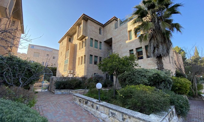 Emek Refaim Apartamento | Bajayo Estate - Peaceful & neat