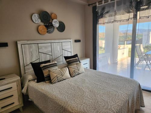 Vera Apartamento | Bajo con vistas a la piscina en Valle del Este Golf