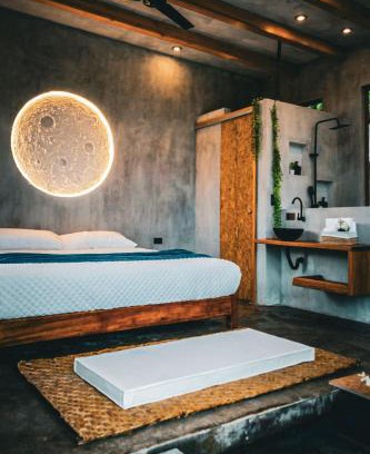 Entrada Otro | Bajo La Luna Suites