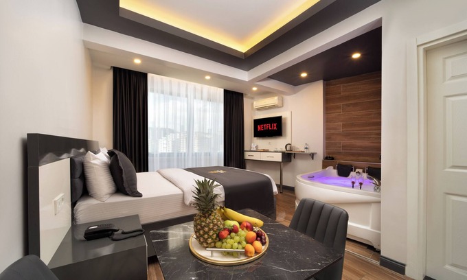 Bakırkoy Casa | Bakırköy Zeugma Suit
