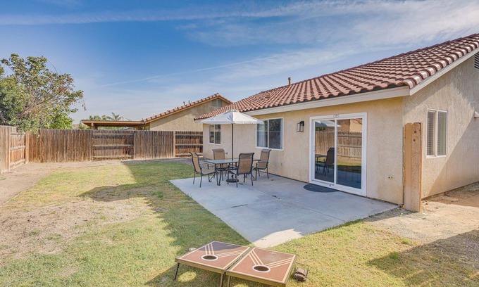Pumpkin Center Casa | Bakersfield Home w/ Pool Table, Cornhole + More!
