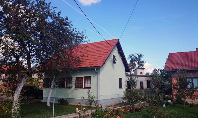 Gospic Casa | Bakina kućica - Grandma's cottage