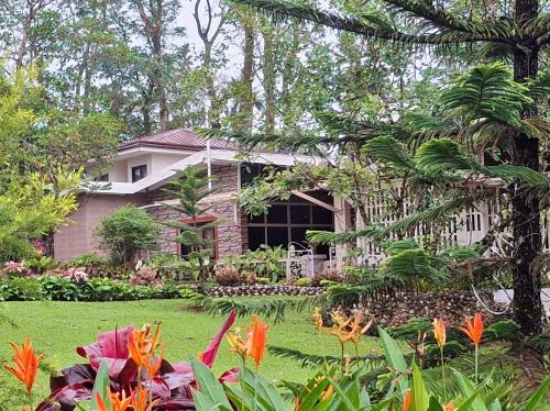 Lucban Casa | BALAI BANAHAW Vacation Farm and Private Resort