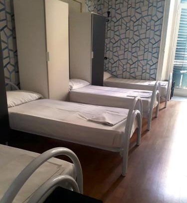 Kalsa Hostal | Balarm - Hostel and Bar