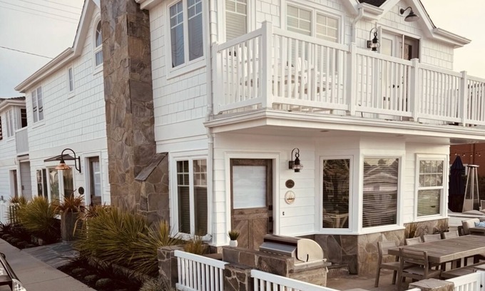 Balboa Island Casa | Balboa Island Bayfront Beach House con muelle privado!