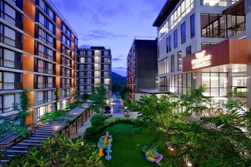 Si Racha Apartamento | Balcony Courtyard Sriracha Hotel & Serviced Apartments