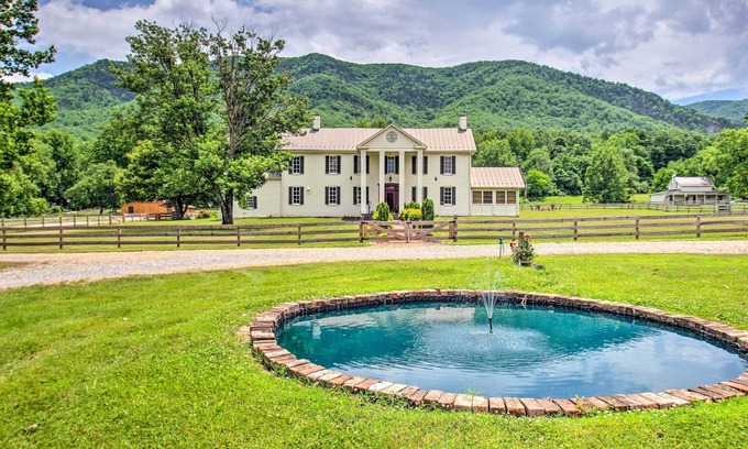 Buena Vista Casa | Balcony Downs Historic Home Near River Access
