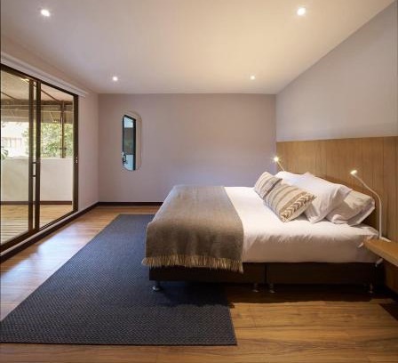 Financial District Apartamento | Balcony Retreat in Bogotá Gourmet Heart 205