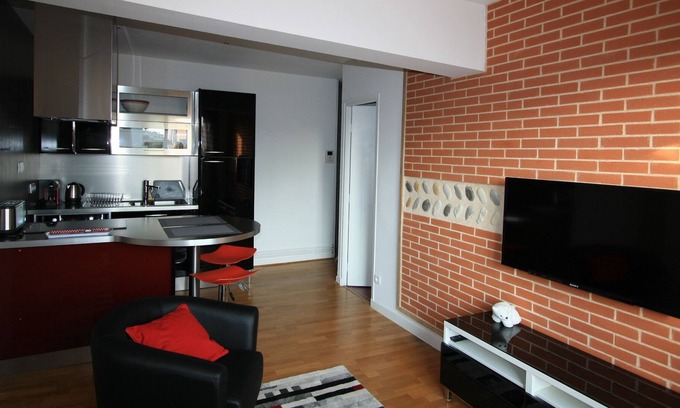 Saint - Michel Apartamento | Balcón Estudio sobre Courtyard - PLANTAS BUSCA barrio jardín