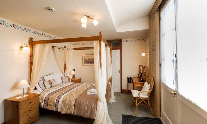 Stourport-on-Severn Casa | Baldwin House