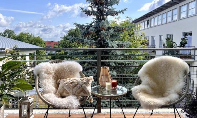 Schoenefeld Apartamento | BALI HOME Stylische Wohnung mit Terrasse