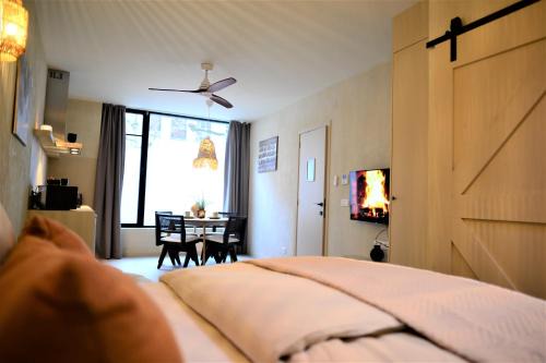 South Antwerp Apartamento | Balinese Cityflat AC