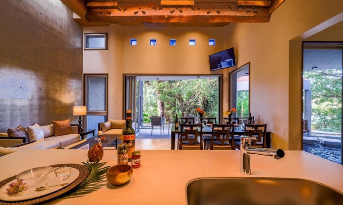 Kadena Apartamento | Balistyle hideaway resort that brings in a pleasa / Nakagami-gun Okinawa