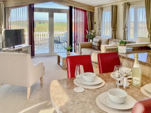 Balloch Casa | Ballagan Lodge