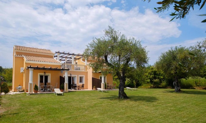 Roda Apartamento | Ballas Paradise