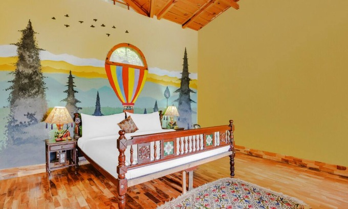 Ramgarh Cabaña | Balloon Room, Arthouse