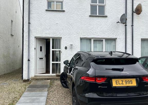 Ballycastle Casa | Ballycastle, Strand Cottages Modern Home