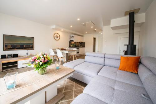 Damp Casa | Baltic Village