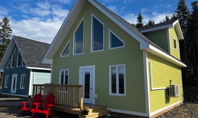 Rocky Harbour Chalet De Esquí | Bambury's Hillside Chalets