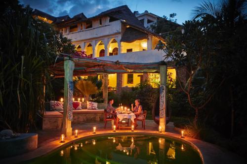 Shela Casa | Banana House and Wellness Centre