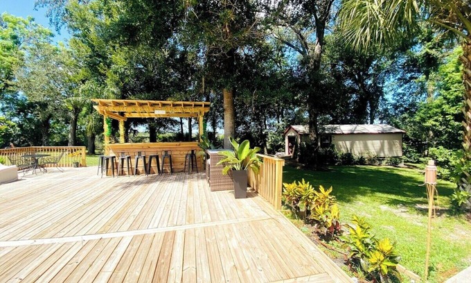 Orlovista Cama Y Desayuno | Banana Leaf Villa-Honey Combo Premium Suites