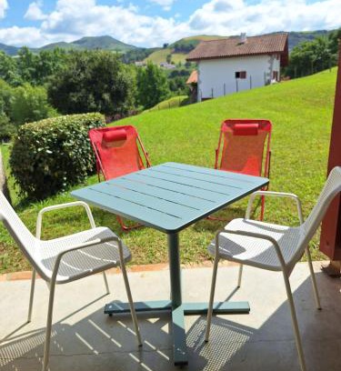 Souraide Apartamento | BANCA Piscine Vue Montagnes