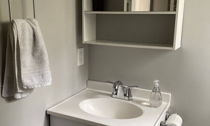 Banff Casa | Casa Banff de dos dormitorios con bañera de hidromasaje privada