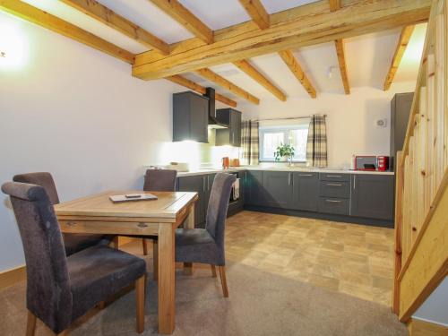 Overton-on-dee Casa | Bangor