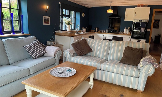 Great Wolford Apartamento | Bank Cottage Studio - Luxury Haven for Two in the Stunning Cotswolds