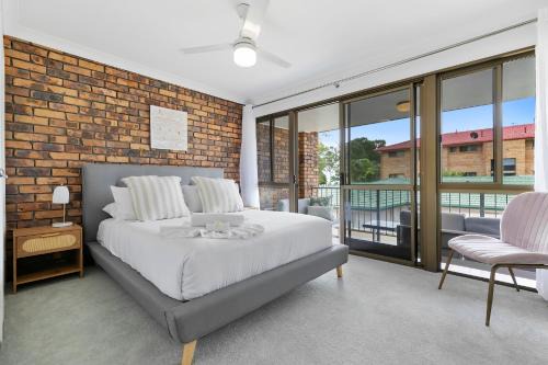 Banksia Beach Casa | Banksia Beach Views!
