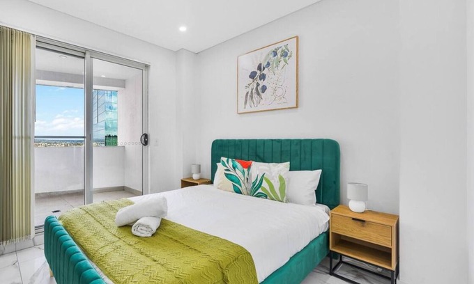 Bankstown Apartamento | Bankstown Comfort Haven - 2BR, 2Baths, Parking