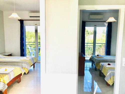 Roda Apartamento | Banos Apartment 2 bed rooms and Swimming Pool near the beach