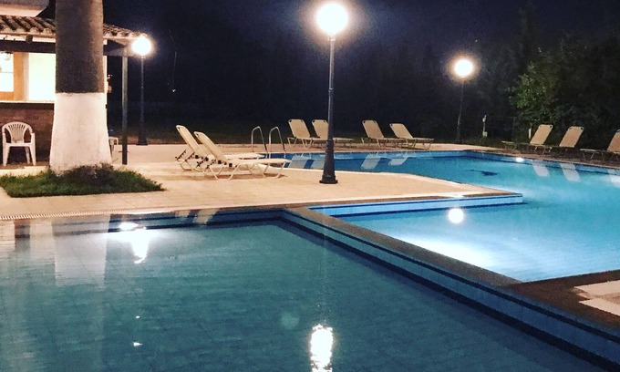 Agnos Casa | Banos apartments and swimming pool