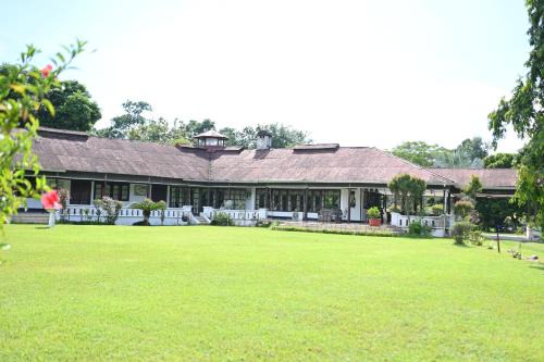 Jorhat Complejo | Banyan Grove
