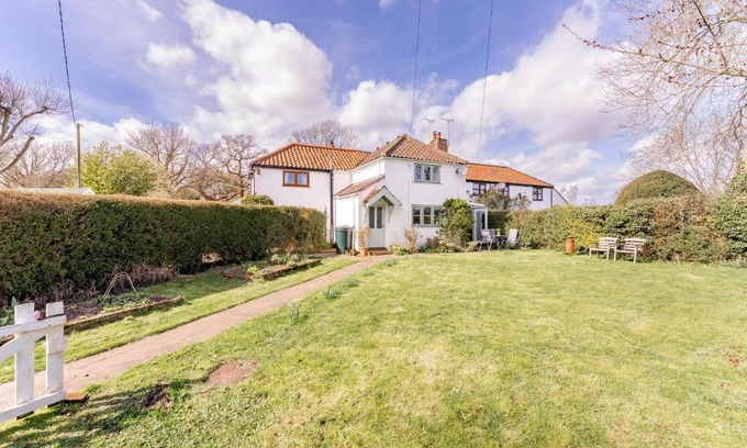 Reepham Casa | Bar Lane Cottage - Norfolk Cottage Agency