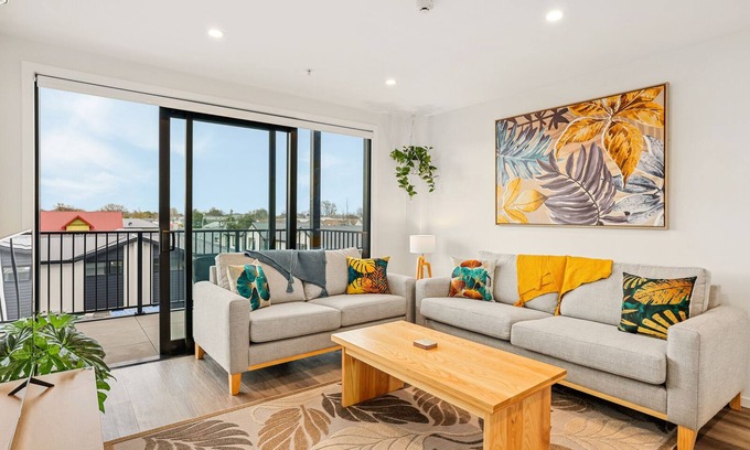 Christchurch City Centre Cabaña | Barbadoes Beauty - Christchurch Holiday Apartment
