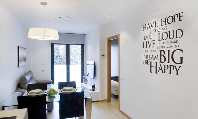 La Font de la Guatlla Apartamento | BARCELONA | LUXURIOUS APARTMENT W/ BALCONY ¦