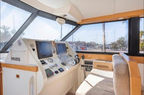 Sotogrande Alquiler De Eote | Barco Americano Sotogrande