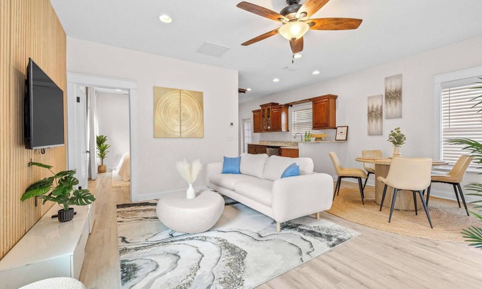 Port Tampa City Casa | Barefoot Bungalow - For 4