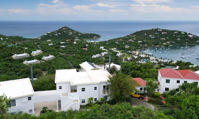 Estate Bethany Apartamento | Barefoot in the Sun @ Sunset Quarters