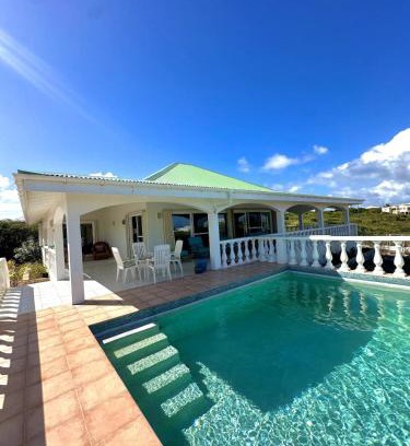 East End Village Casa | Barefoot Luxury Beach Villa