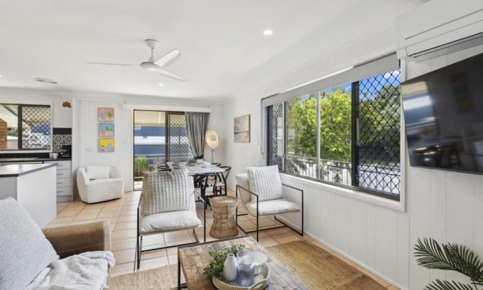 Sawtell Casa | Barefoot On First - Pool, Beach, Family - Friendly