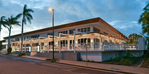 Bargara Hotel | Bargara Beach Hotel